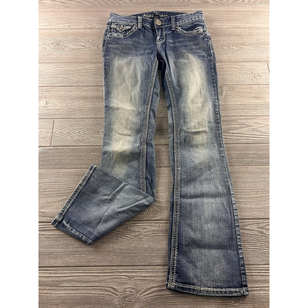 Ariya Jeans Womens 5/6 Blue Medium Wash Embroidered Flap Low rise Bootcut Denim